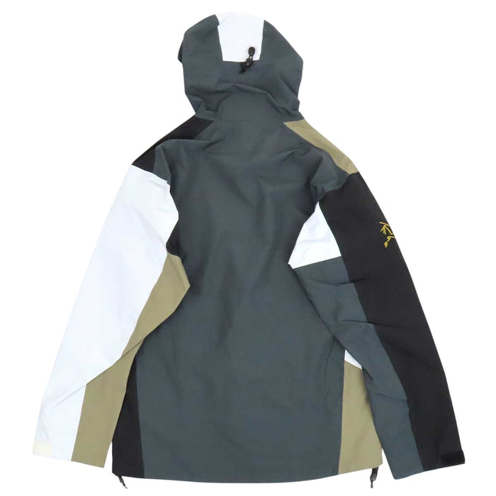 ARC'TERYX 
ビームス 別注 ベータ ロゴ 
ARC'TERYX ×BEAMS BETA ジャケット