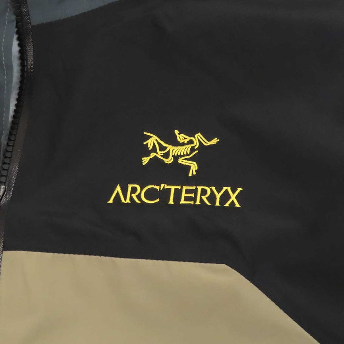 ARC'TERYX 
ビームス 別注 ベータ ロゴ 
ARC'TERYX ×BEAMS BETA ジャケット