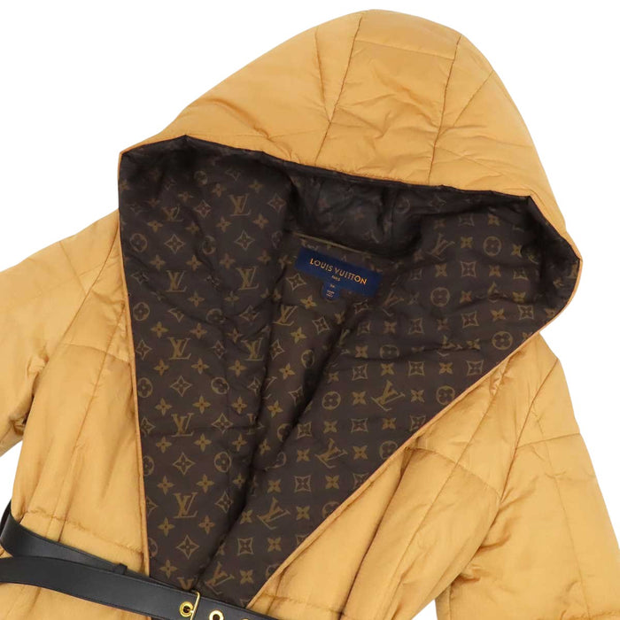 LOUIS VUITTON 
キルティング 中綿 ナイロン 
ショート ピロー パファー ラップコート 
モノグラム