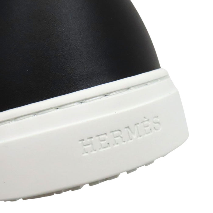 HERMES 
ケーリーバックル レザー シルバーカラー 
ゲーム スニーカー