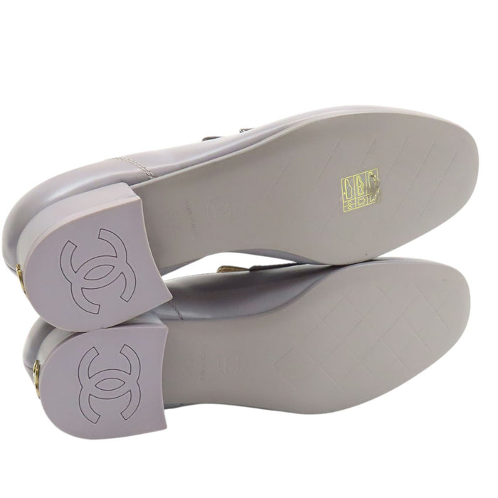 CHANEL 
COCO CC モカシン レザー 
ココマーク ロゴ ローファー