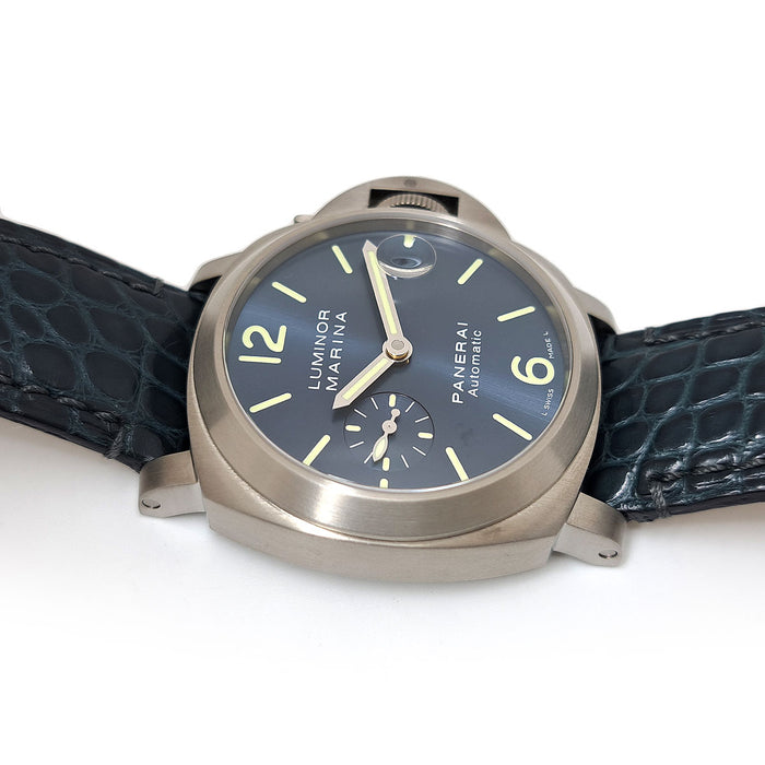 OFFICINE PANERAI 
Luminor Marina 
With papers