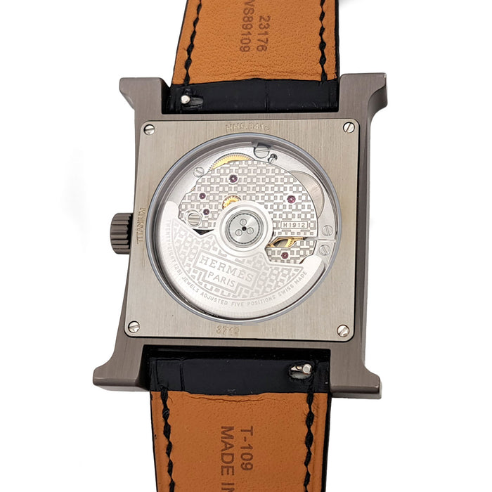HERMES 
Hウォッチ ブラックチタン 
箱付