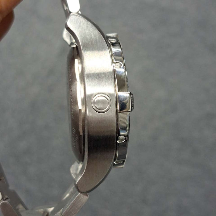 【WHOLESALES】
BREITLING
A17319
Avenger Automatic 45 Seawolf
Box, Guarantee