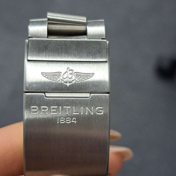 【WHOLESALES】
BREITLING
A17319
Avenger Automatic 45 Seawolf
Box, Guarantee