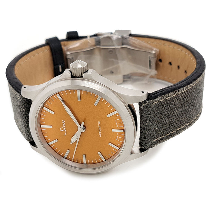 Sinn 
556 シトリンイエロー リミテッド 
箱ギャラ付
