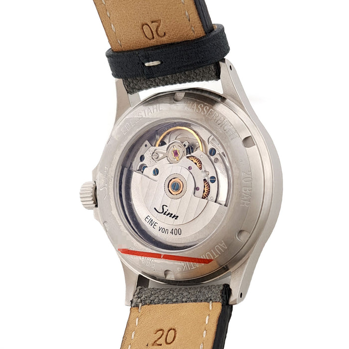 Sinn 
556 シトリンイエロー リミテッド 
箱ギャラ付