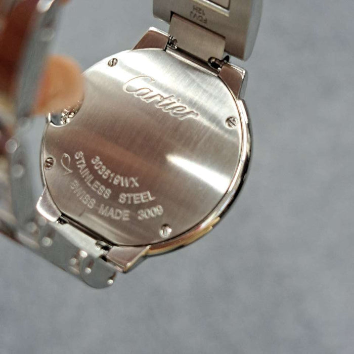 【WHOLESALES】
CARTIER
WE902073
Ballon Bleu de Cartier Watch
Box and Guarantee Card Included