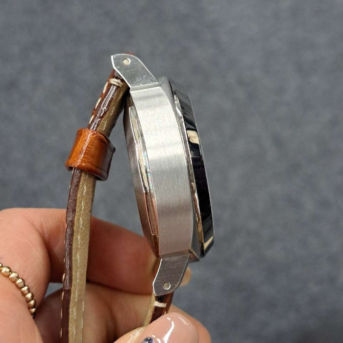 【WHOLESALES】
OFFICINE PANERAI
PAM00049
Box, Guarantee, Chronometer Certificate