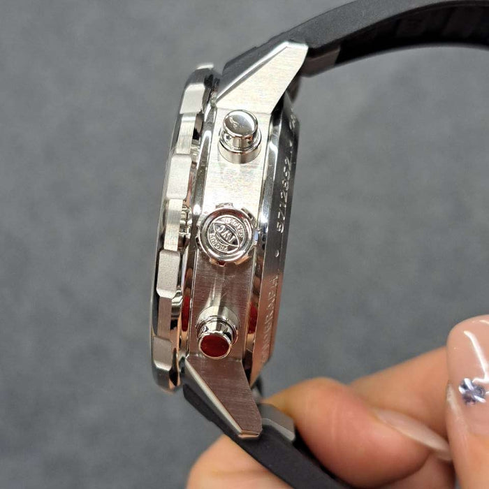 【WHOLESALES】
IWC
IW376803
Box (inner box damaged), Guarantee (no shop stamp)