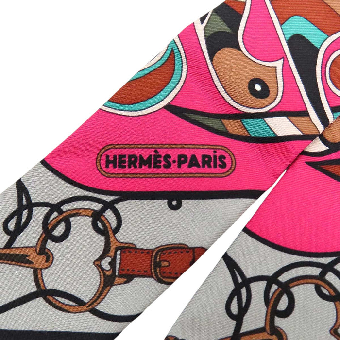 HERMES 
フォルクロール シルク 鳥 花 
ツイリー Folklore スカーフ