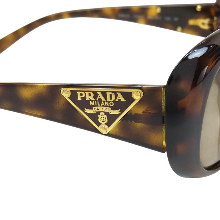 PRADA 
三角プレート 
トライアングルロゴ サングラス