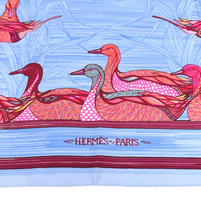HERMES 
シルク 大判 鳥 
カレ 90 Mare aux Canards アヒルの池 スカーフ
