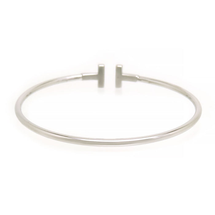 TIFFANY&Co. 
T Wire Diamond Bangle