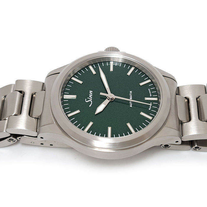 Sinn 
556.EG Emerald Green 
With box and papers