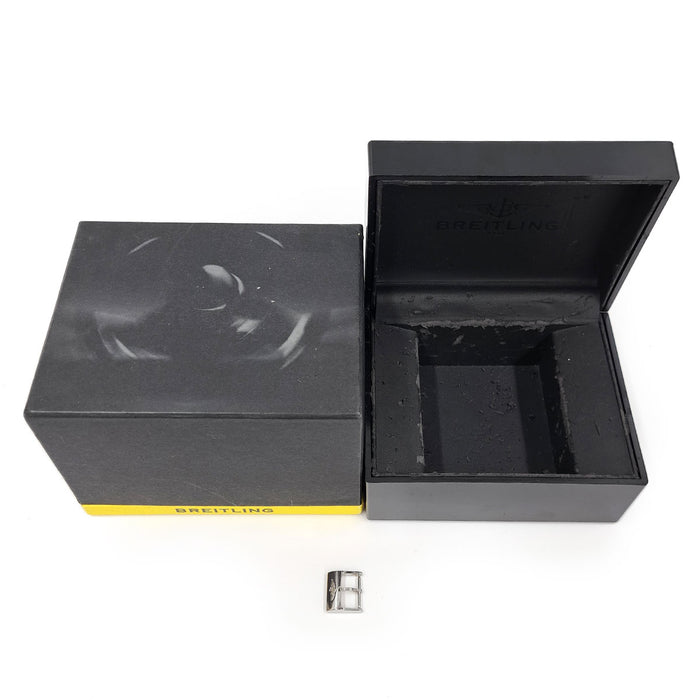 BREITLING
Chronomat 44
With box