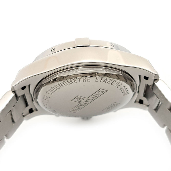 BREITLING 
Colt Chronograph Overhauled 
Includes box and papers