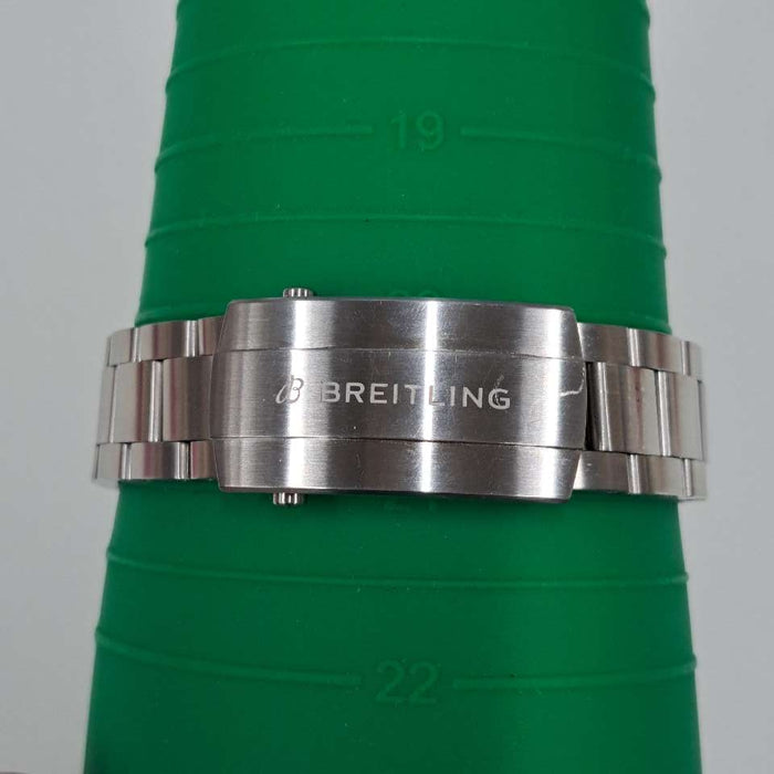 【WHOLESALES】
BREITLING 
AB0147 
箱　ギャランティ　純正ラバーベルト×1(使用感小)　純正Dバックル×1