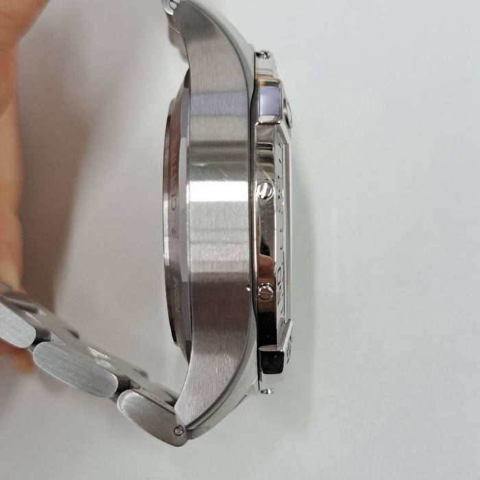 【WHOLESALES】
BREITLING 
AB0147 
箱　ギャランティ
