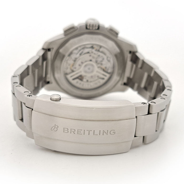 BREITLING 
アベンジャー B01 クロノグラフ 44 
箱ギャラ付