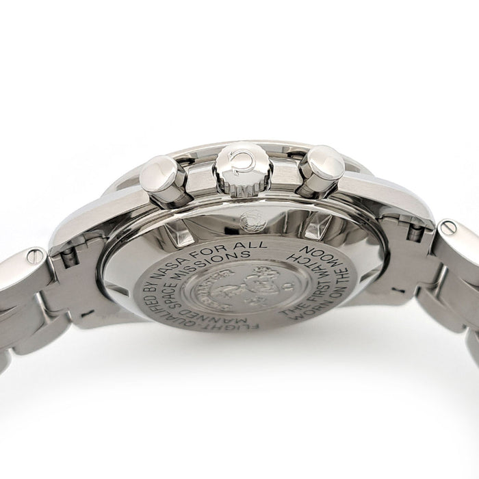 OMEGA 
Speedmaster Moonwatch Professional 
Includes box and papers