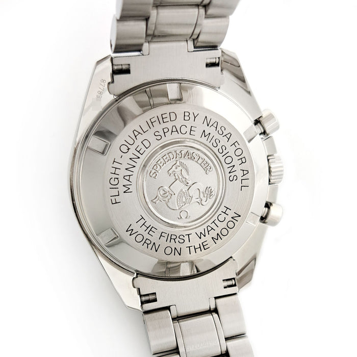 OMEGA 
Speedmaster Moonwatch Professional 
Includes box and papers