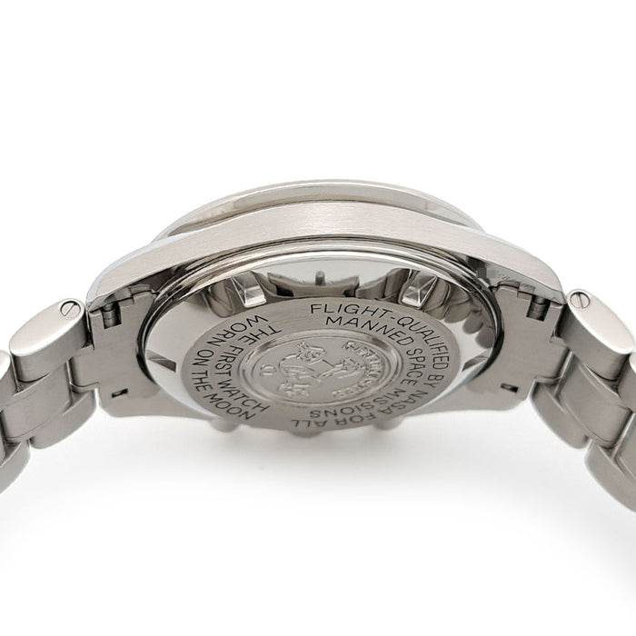 OMEGA 
Speedmaster Moonwatch Professional 
Includes box and papers