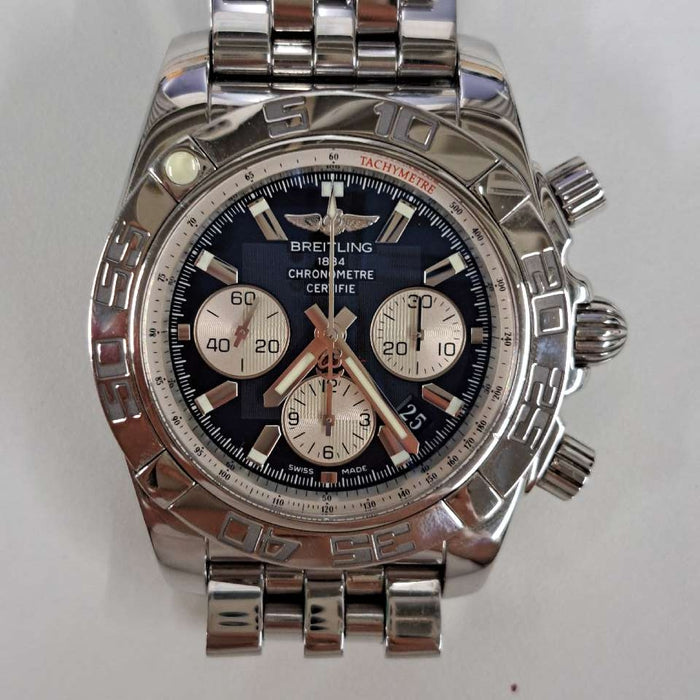 【WHOLESALE】
BREITLING
AB0110
Chronomat 44
Box, warranty, chronometer certificate, 2 extra links