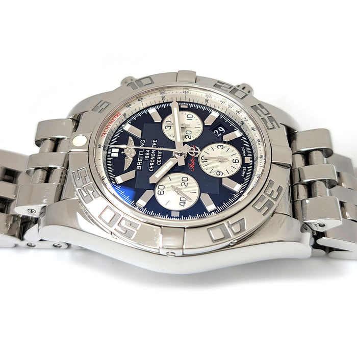 BREITLING
Chronomat 44
Avec boîte et papiers