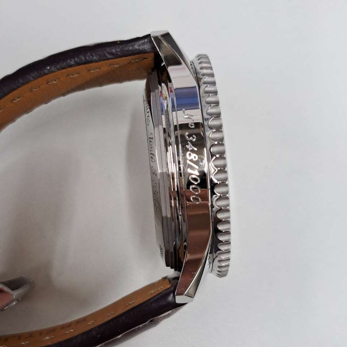 【WHOLESALES】
BREITLING 
AB0121 
箱　ギャランティ(液晶にじみあり)　クロノメーター証