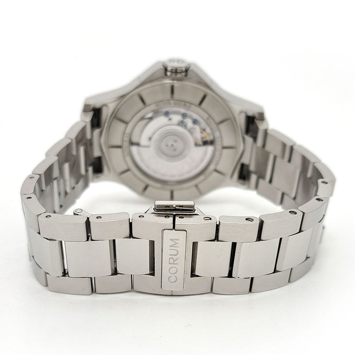 CORUM 
Admiral Legend 42 
Avec boîte et certificat de garantie