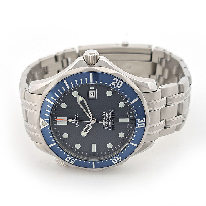 OMEGA 
Seamaster 300M 
With box and warranty card