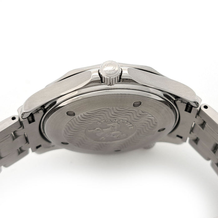 OMEGA 
Seamaster 300M 
With box and warranty card