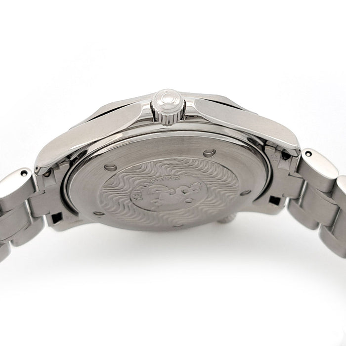 OMEGA 
Seamaster 300M 
With box and warranty card