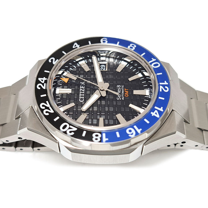 CITIZEN 
シリーズ8 GMT 
ギャラ付