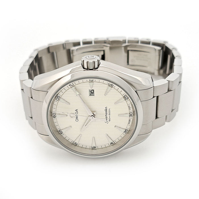 OMEGA 
Seamaster Aqua Terra 
Includes box and warranty card