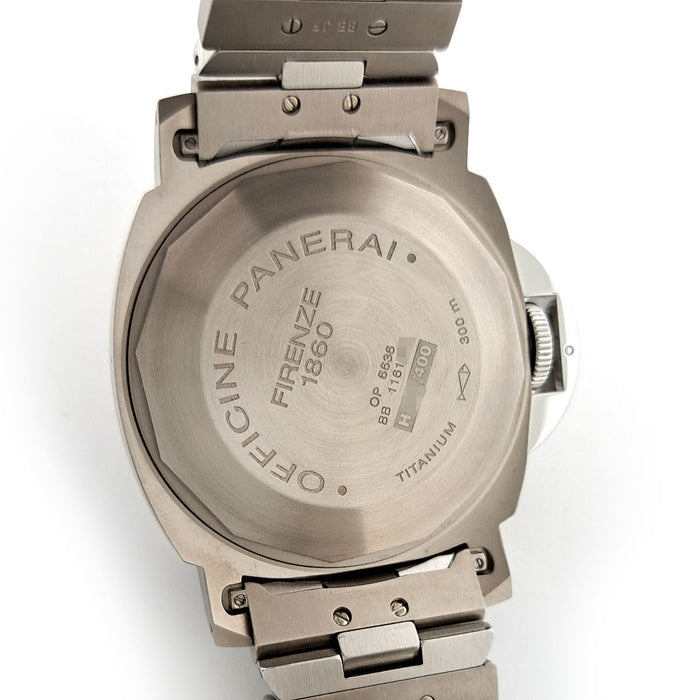 OFFICINE PANERAI 
Luminor Power Reserve 44mm 
With box and warranty card