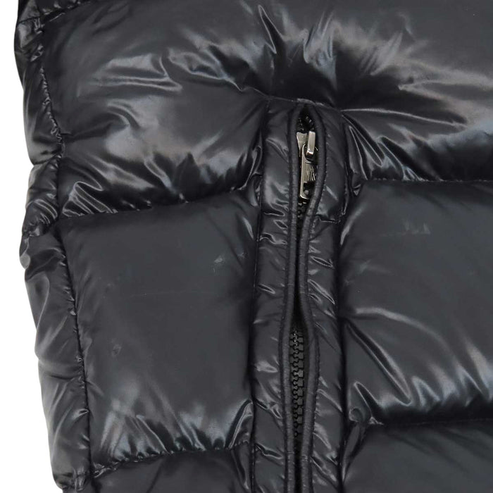 MONCLER 
ワッペン フード ダブルジップ ナイロン 
MAYA マヤ ダウンジャケット