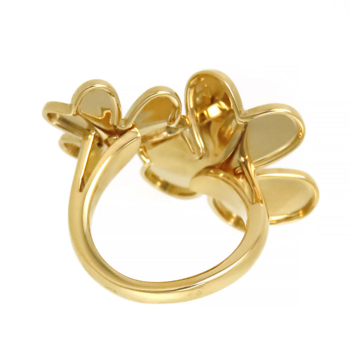 Van Cleef & Arpels 
Frivole Entrelas les Doigts ring