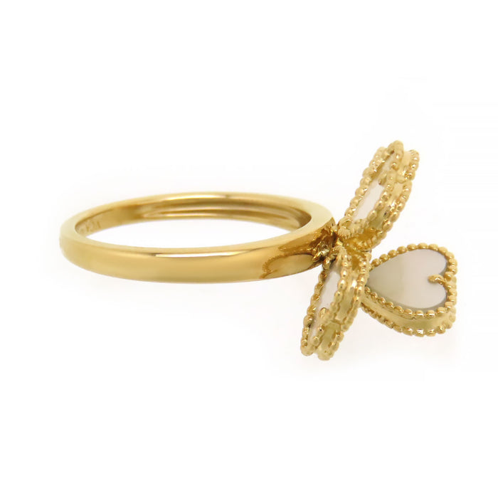 Van Cleef & Arpels 
Sweet Heart Effeuillage Ring