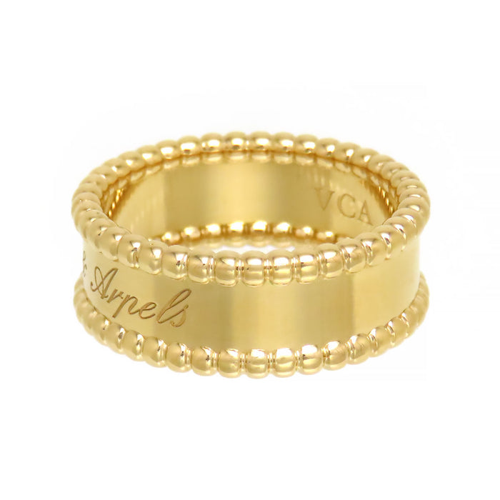 Van Cleef & Arpels
Perlée Signature ring
