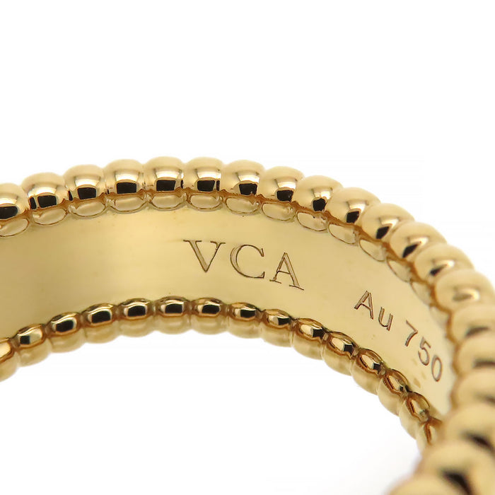 Van Cleef & Arpels
Perlée Signature ring