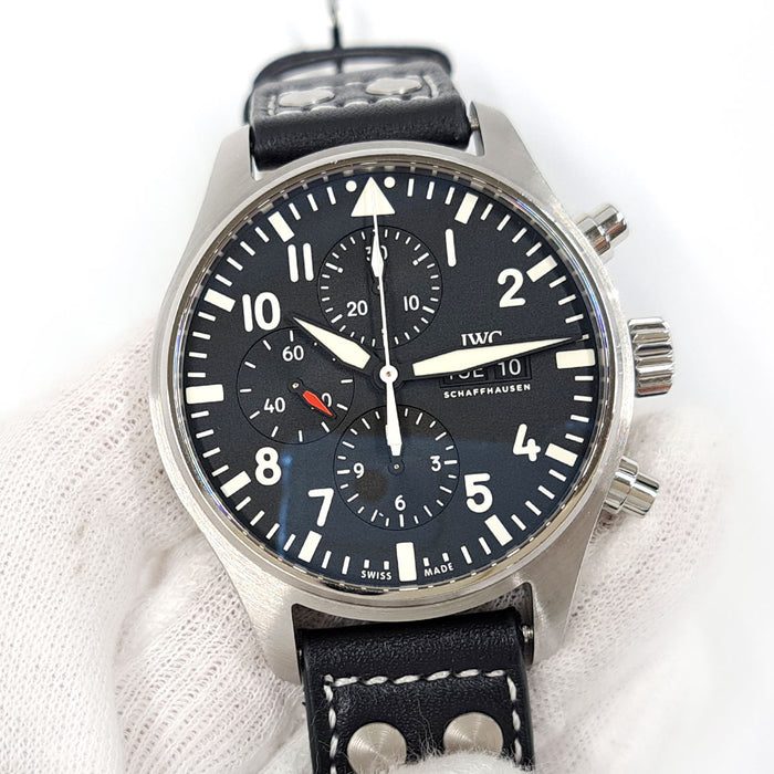 IWC 
パイロットウォッチ クロノグラフ 
箱ギャラ付
