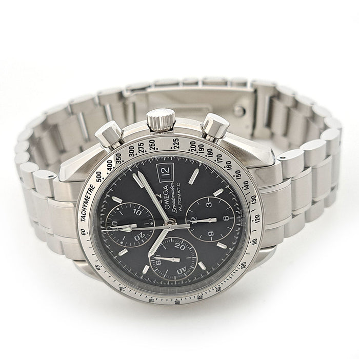 OMEGA 
Speedmaster Date 
Avec boîte et papiers