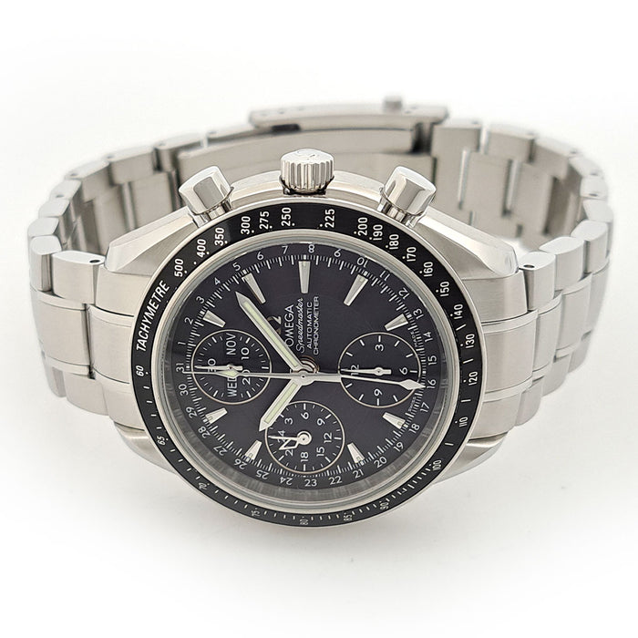 OMEGA 
Speedmaster Day-Date 
Includes box and papers
