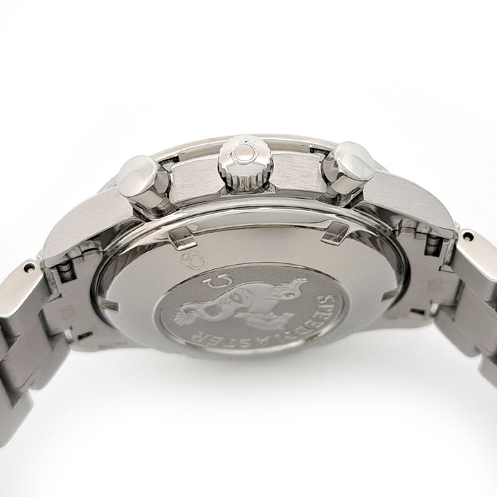 OMEGA 
Speedmaster Day-Date 
Includes box and papers