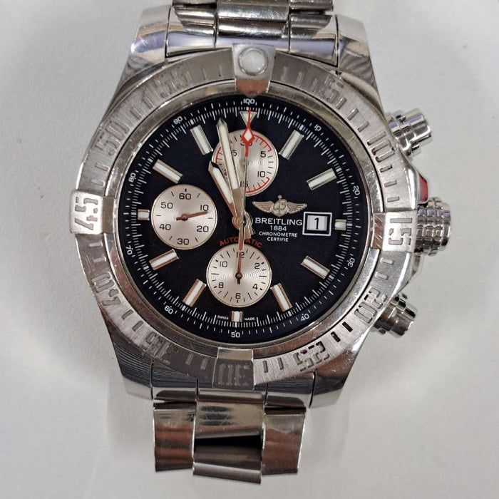 【WHOLESALES】
BREITLING 
A13371 
スーパーアベンジャーII 
箱　ギャランティ　クロノメーター証　コマ×2