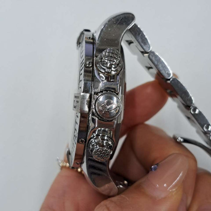 【WHOLESALES】
BREITLING 
A13371 
スーパーアベンジャーII 
箱　ギャランティ　クロノメーター証　コマ×2