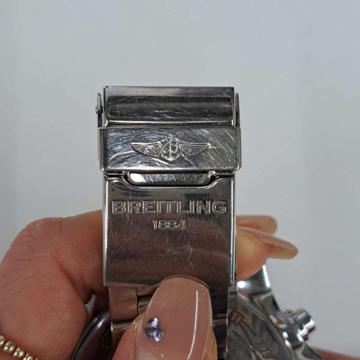 【WHOLESALES】
BREITLING 
A13371 
スーパーアベンジャーII 
箱　ギャランティ　クロノメーター証　コマ×2