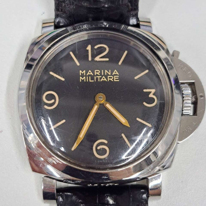 【WHOLESALES】
OFFICINE PANERAI 
PAM00673 
箱　ギャランティ　限定証　替えガラス×1　純正ラバーベルト×1　純正レザーベルト×2
